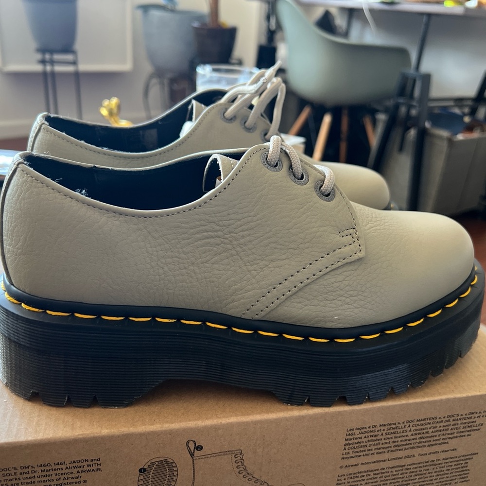 Dr Martens
Brand New 1461 Quad ll